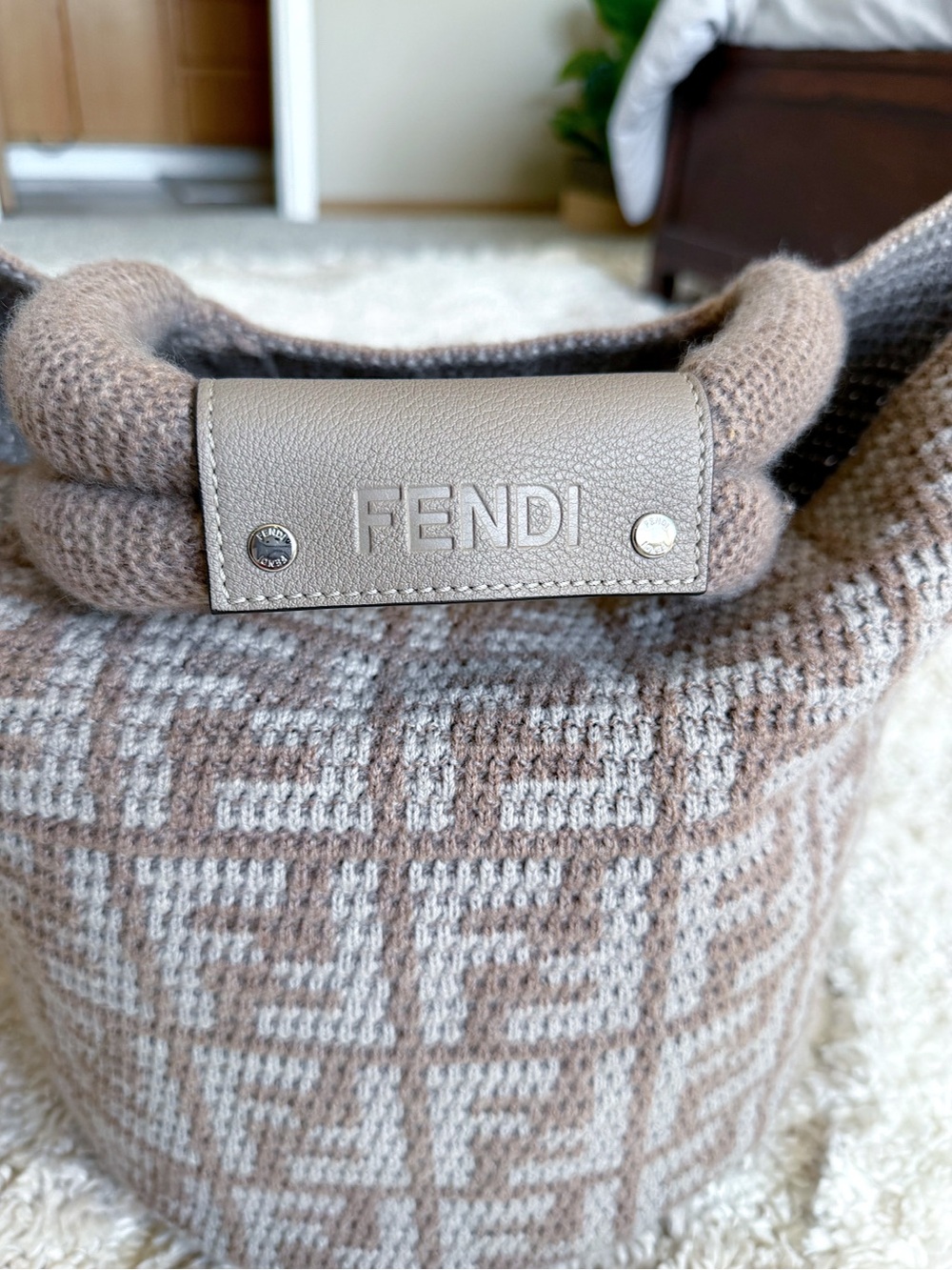 SOLD❤️FENDI FF Zucca shopping bag in jacquard cashmere woven tote - Picture 3 of 11
